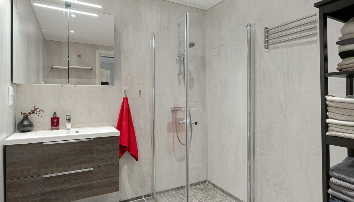 Best fabric shower curtains for luxury bathrooms — 2026 reviews
